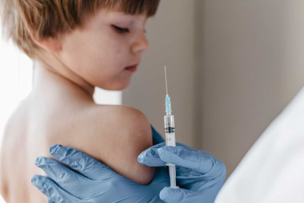 Dúvidas sobre vacinas ainda afetam a cobertura vacinal infantil