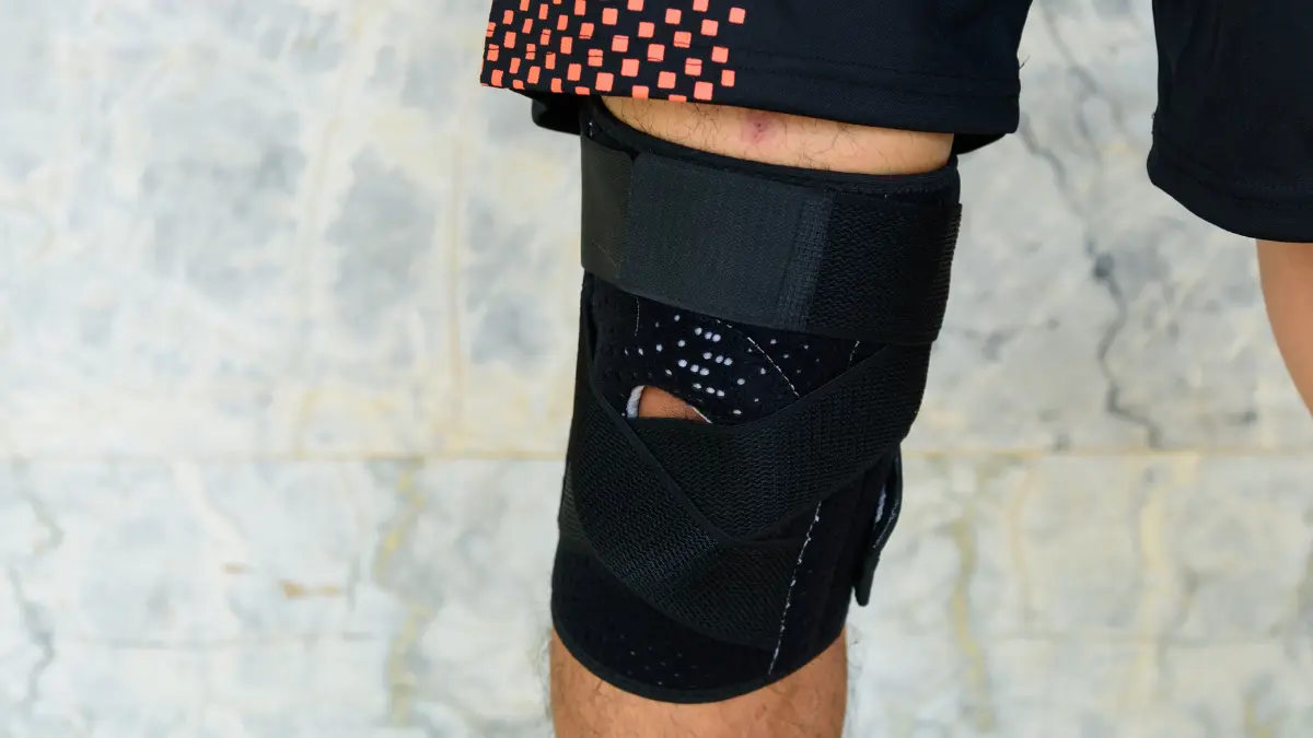 Joelheira para ligamento cruzado rompido