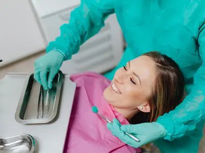 O que o especialista em dentística faz? Conheça suas funções e importância