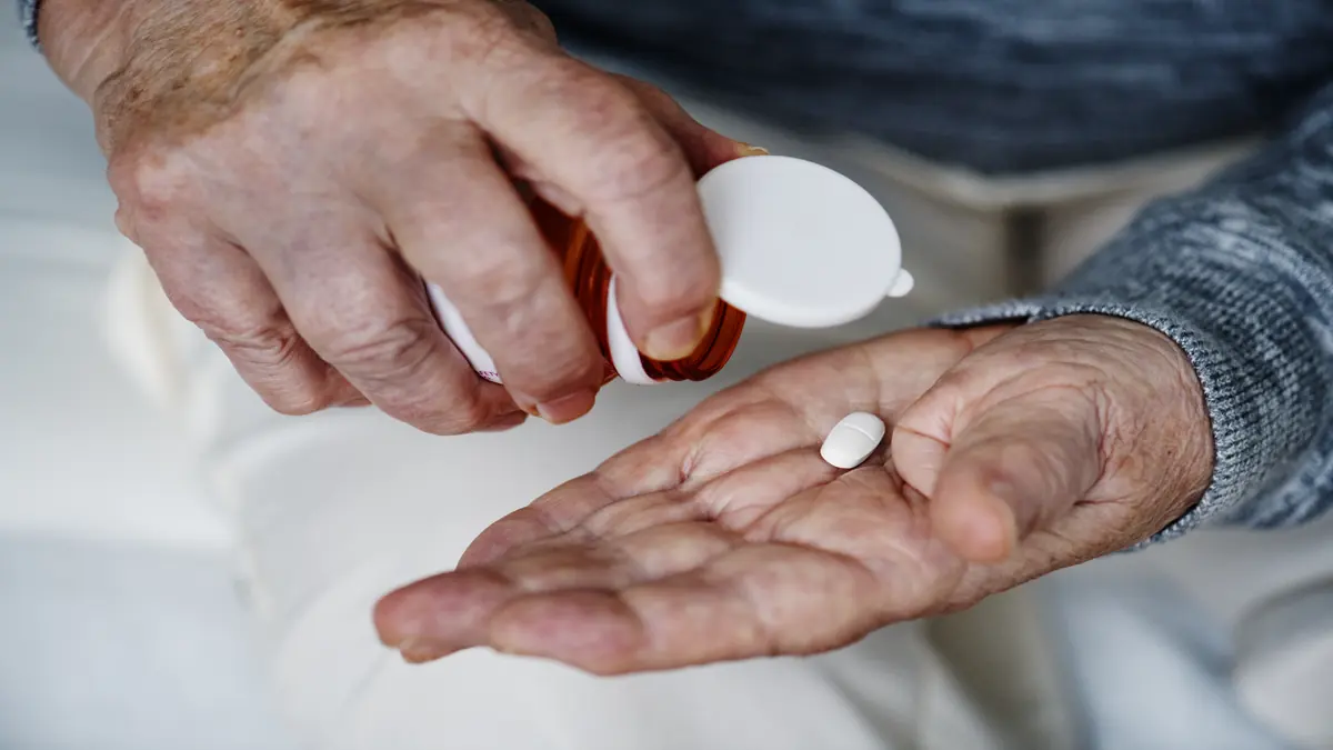 Quando os remédios para Parkinson perdem o efeito: entenda o fenômeno “Off” e as discinesias